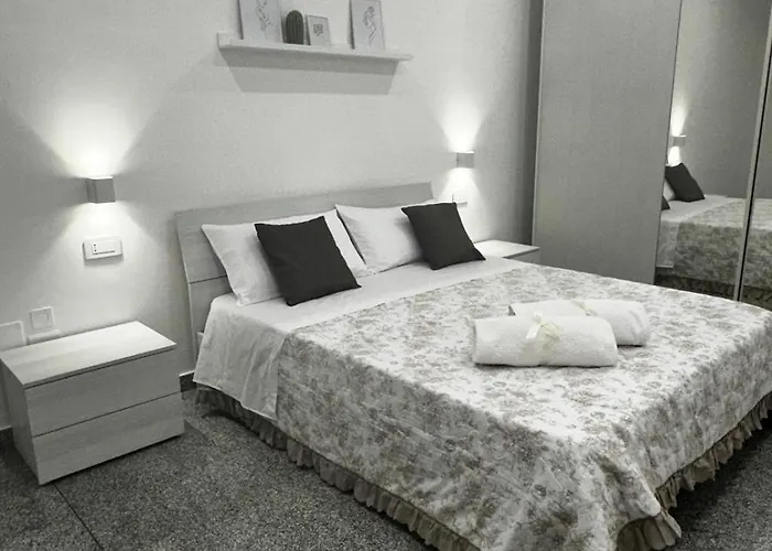 Black Daisy Апартаменты