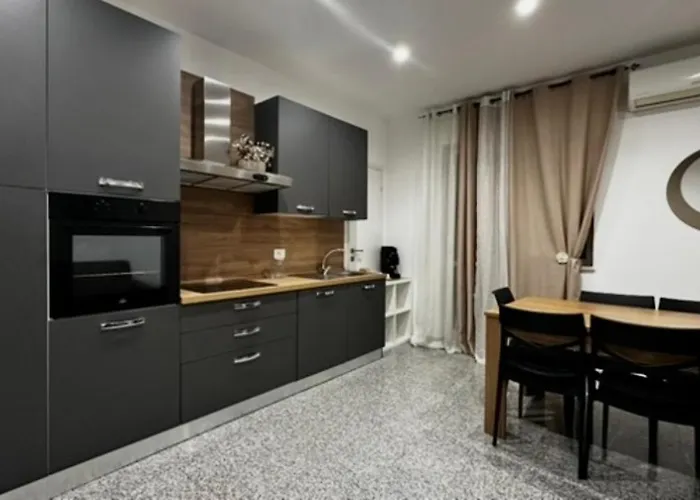 Black Daisy Апартаменты Бернальда